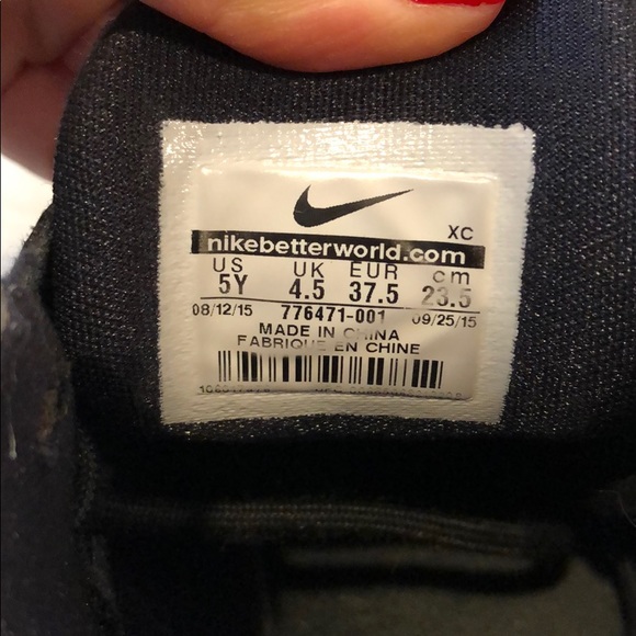 Nike Lebron Soldier 9 - size 5 - Picture 2 of 7